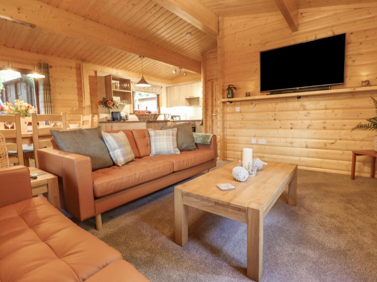 Leafy Hollow Lodge Louth  Exterior foto
